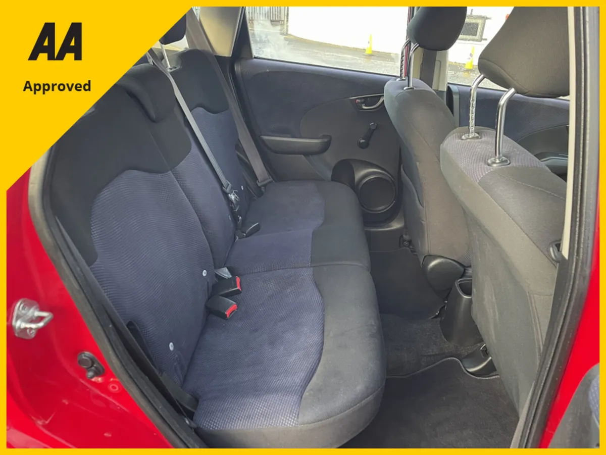 Honda Jazz 1.2 I VTEC SE FREE DELIVERY - Image 3