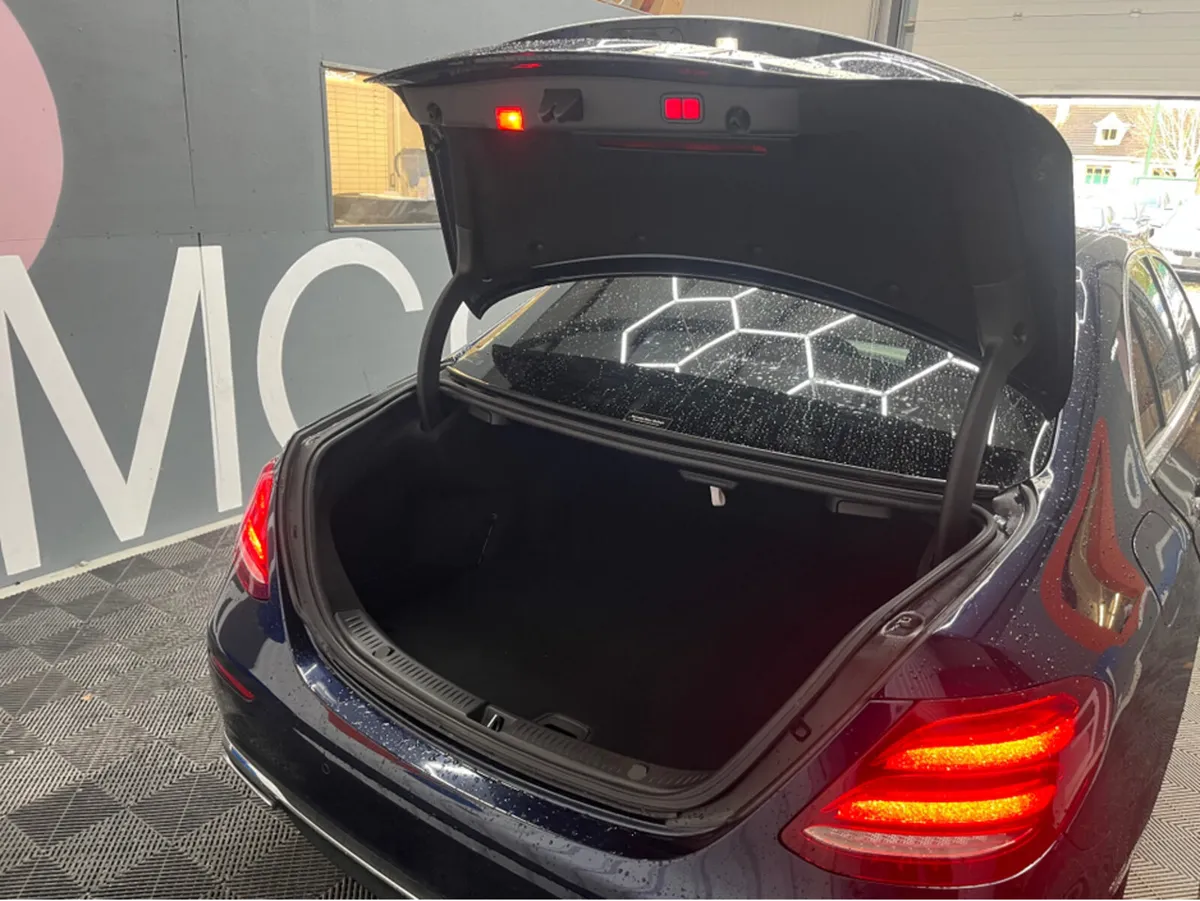 Mercedes-Benz E-Class €33950! 2020 Mercedes E Clas - Image 3