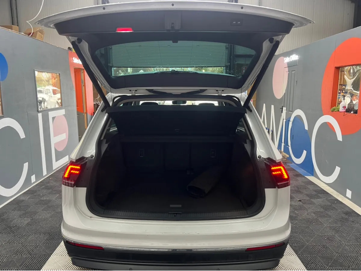 Volkswagen Tiguan €30950! VW Tiguan 2.0 TDI Automa - Image 3