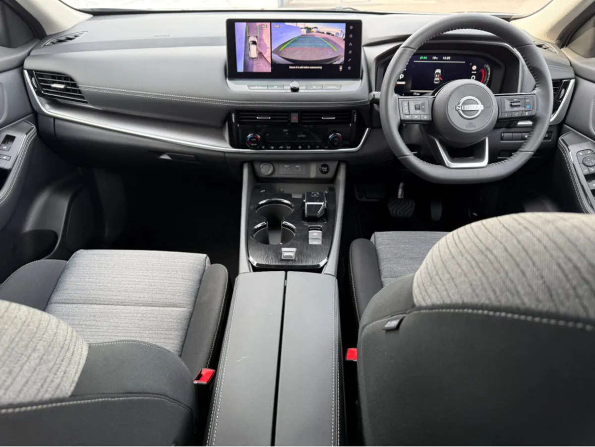 Nissan X-Trail Hybrid SV PREMIUM - Image 3