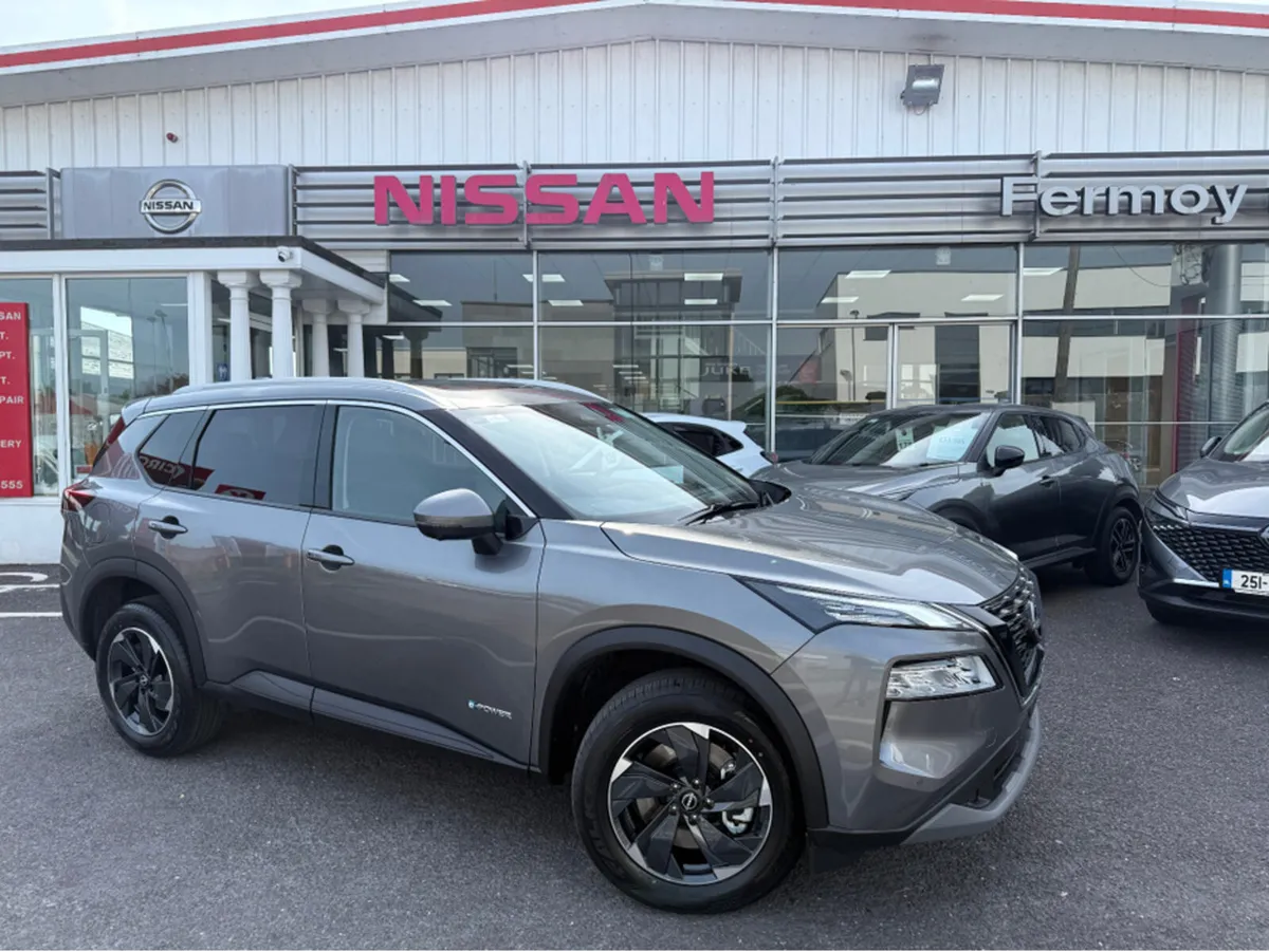 Nissan X-Trail Hybrid SV PREMIUM - Image 4