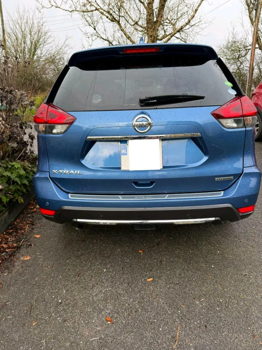 Nissan X Trail Hybrid 2.0 2017 model - Image 4