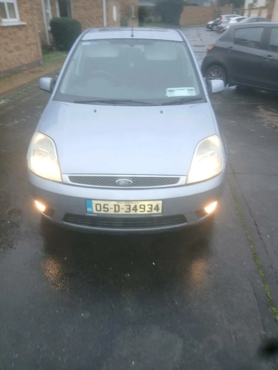 Ford Fiesta zetec STEEL - Image 4