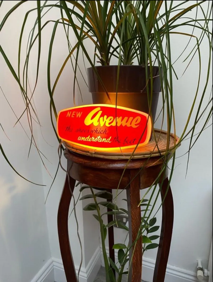 Vintage Electric Shoe Sign - Image 2