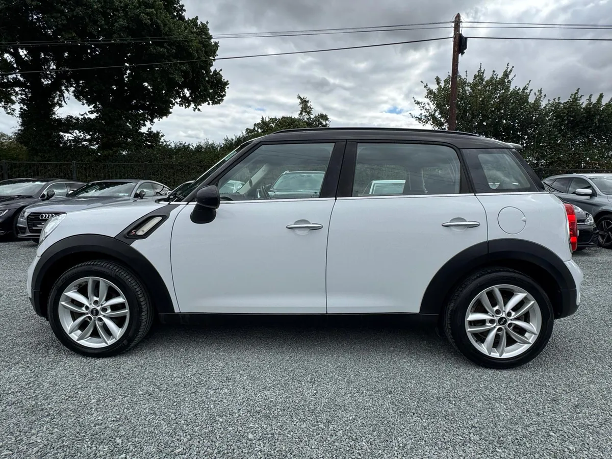 132 MINI COUNTRYMAN SD 2.0D - Image 2