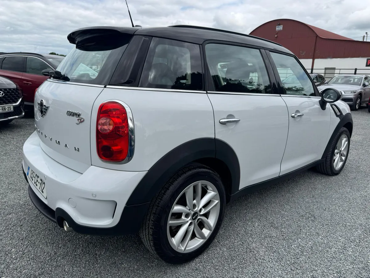 132 MINI COUNTRYMAN SD 2.0D - Image 3