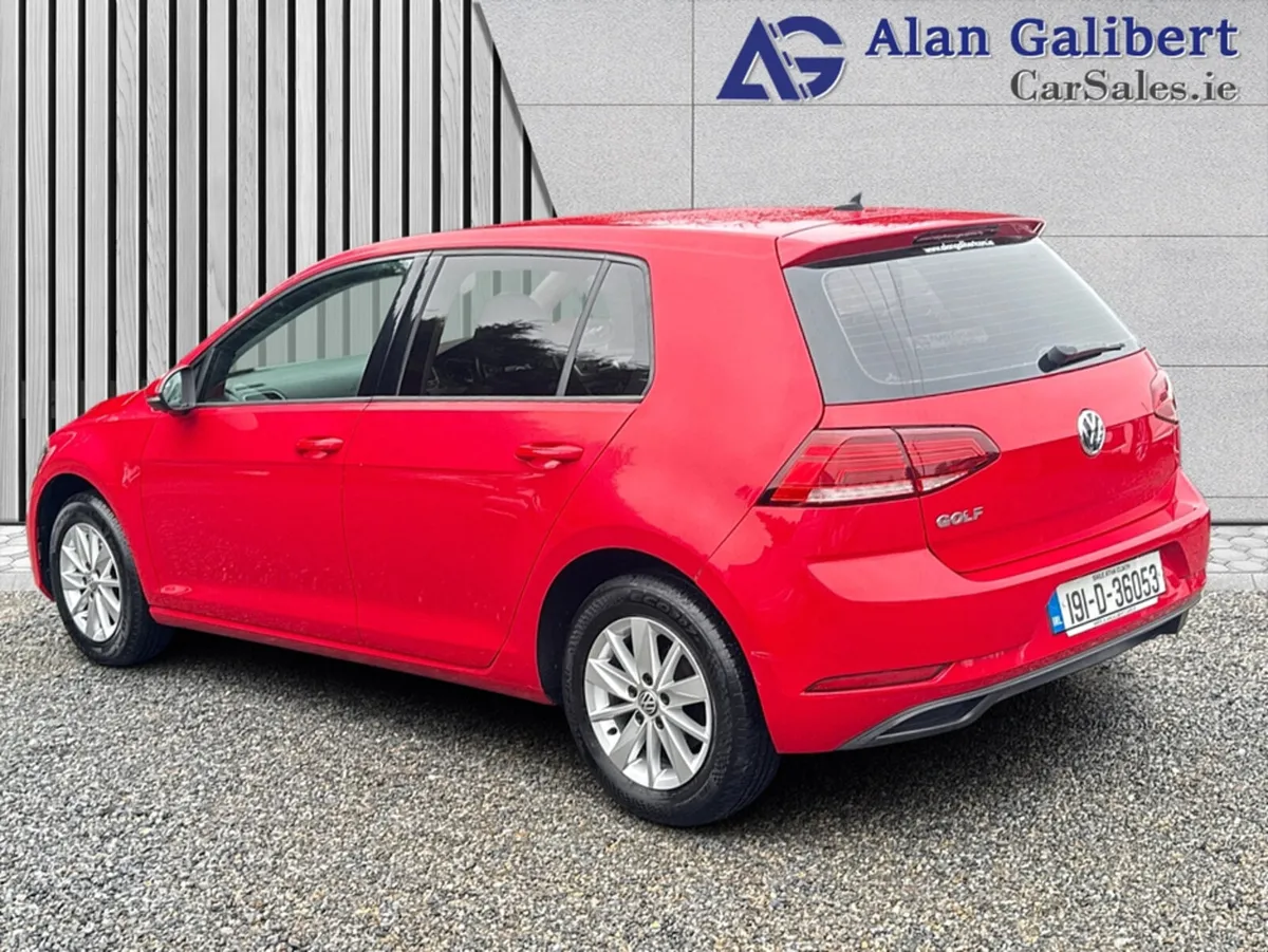 Volkswagen Golf TRENDLINE 1.6 TDI MANUAL 5SPEED 5D - Image 2