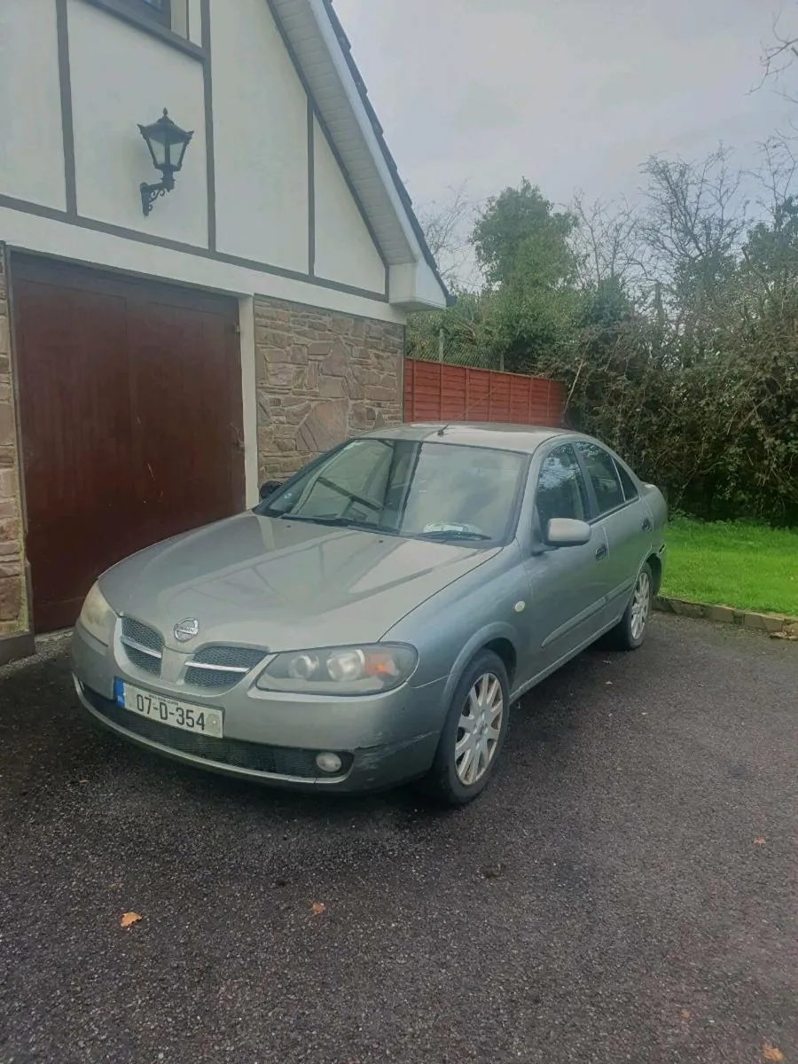 Nissan Almera