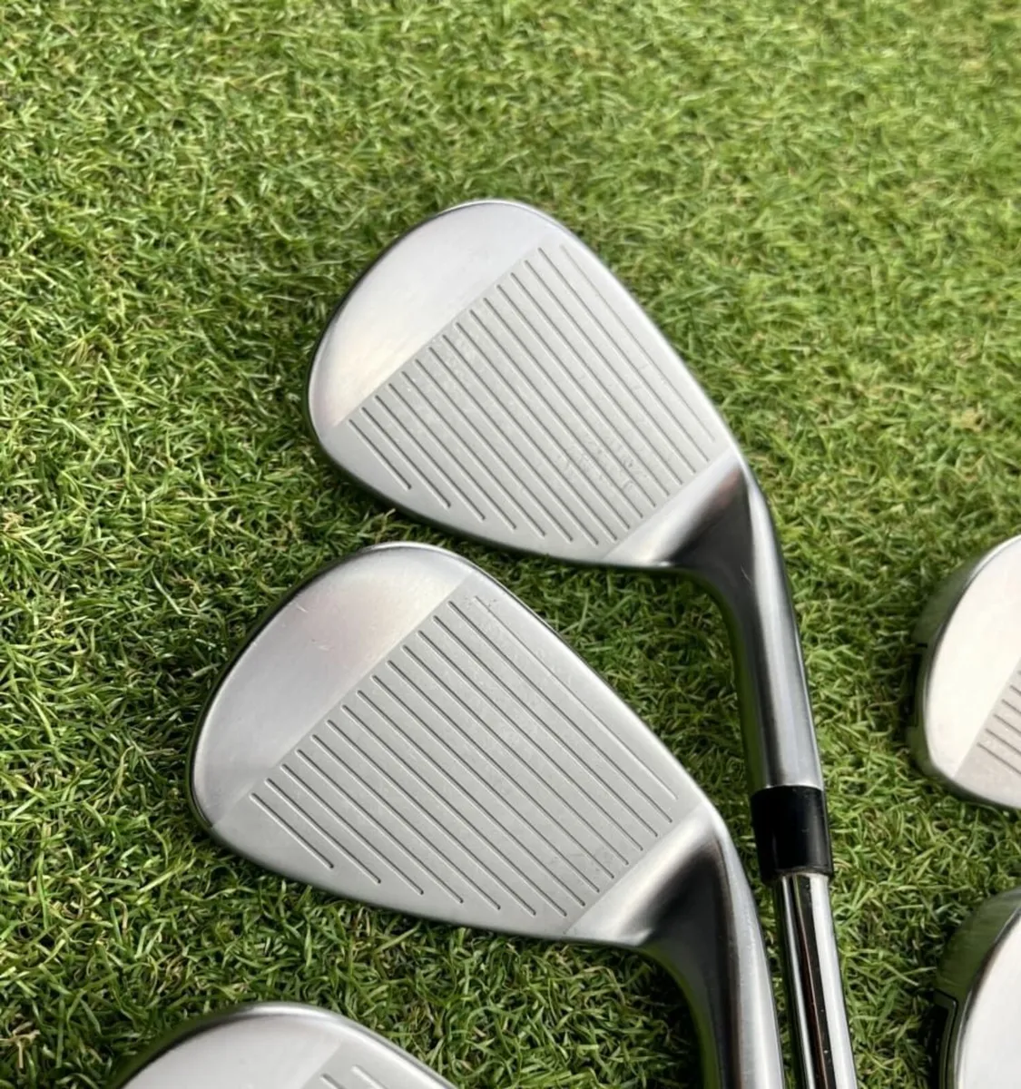 Taylormade Qi10 Irons / 5-Pw-Aw-Sw / Regular - Image 4