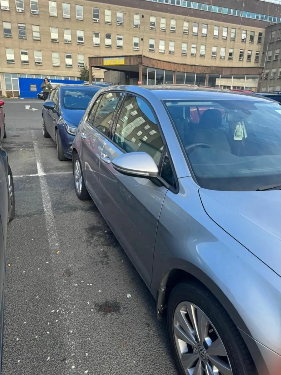 Volkswagen Golf 2014 - Image 2