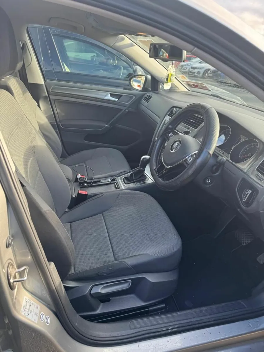 Volkswagen Golf 2014 - Image 4