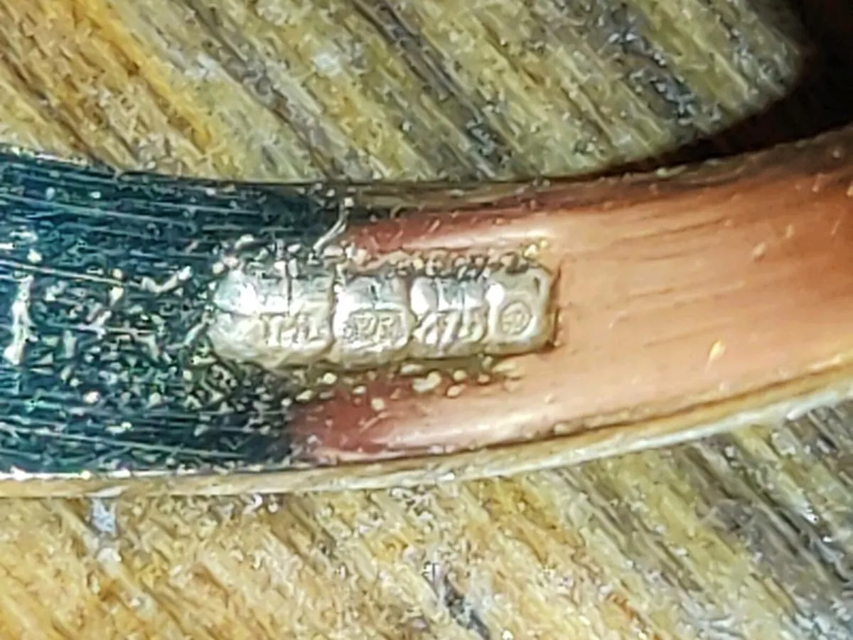 CHUNKY RED GARNET, 9CT Thick Gold Vintage Ring ! - Image 2