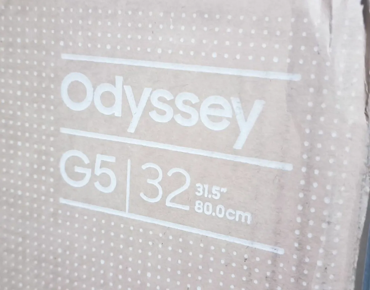 Samsung 32" Odyssey G5 2K 165Hz Curved Gaming Moni - Image 4