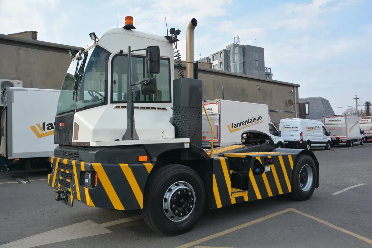 Kalmar Yard Shunter # SAFE Trailer moving - Image 1