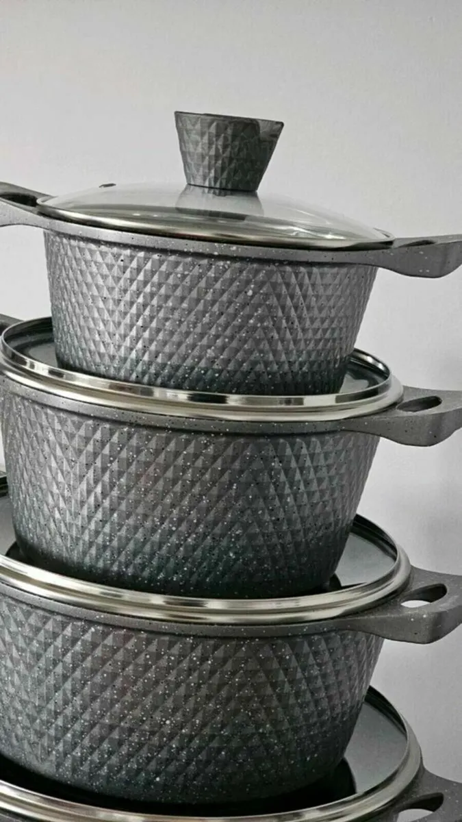 Cookware pots marble - Image 1