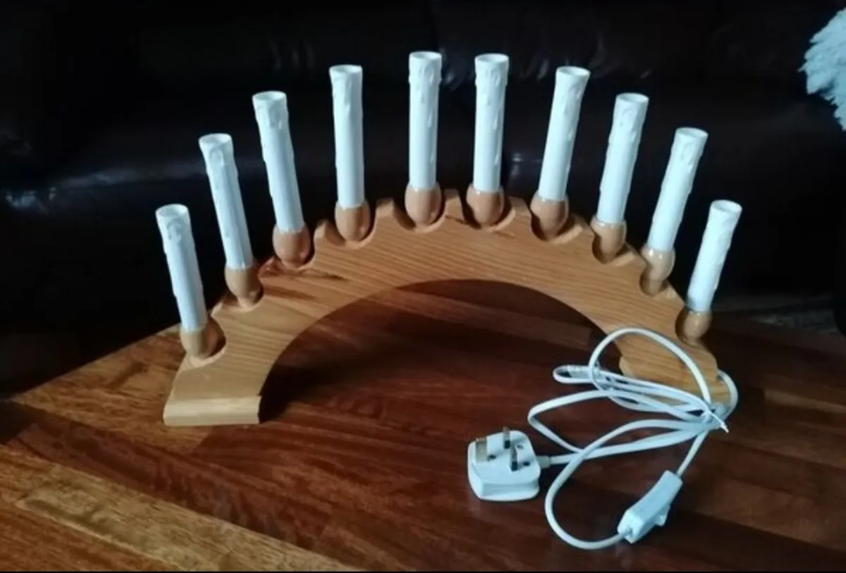 Christmas Wooden Candle Bridge Arch - Image 1