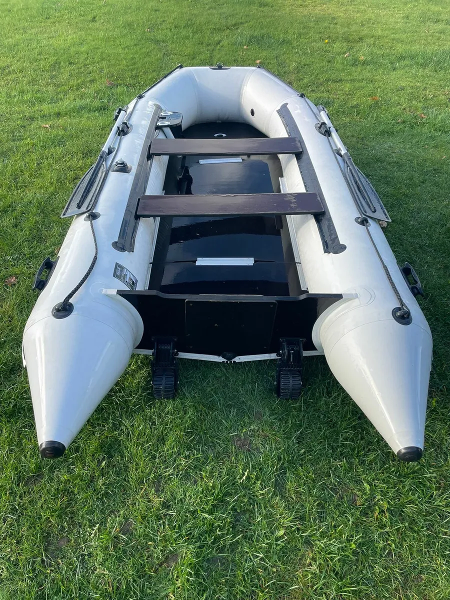 Inflatable boat 3.6 - Image 2