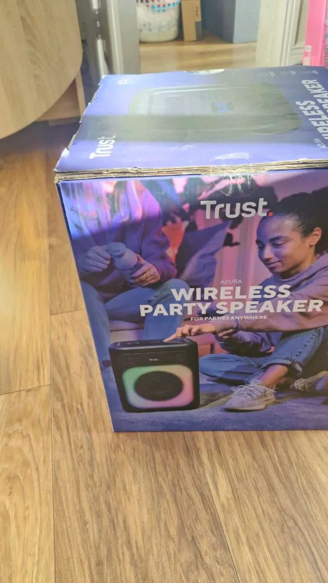 Azura Wireless Party speaker
Wireless RGB-illumina - Image 2