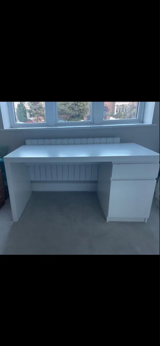 Desk and chair - Image 2