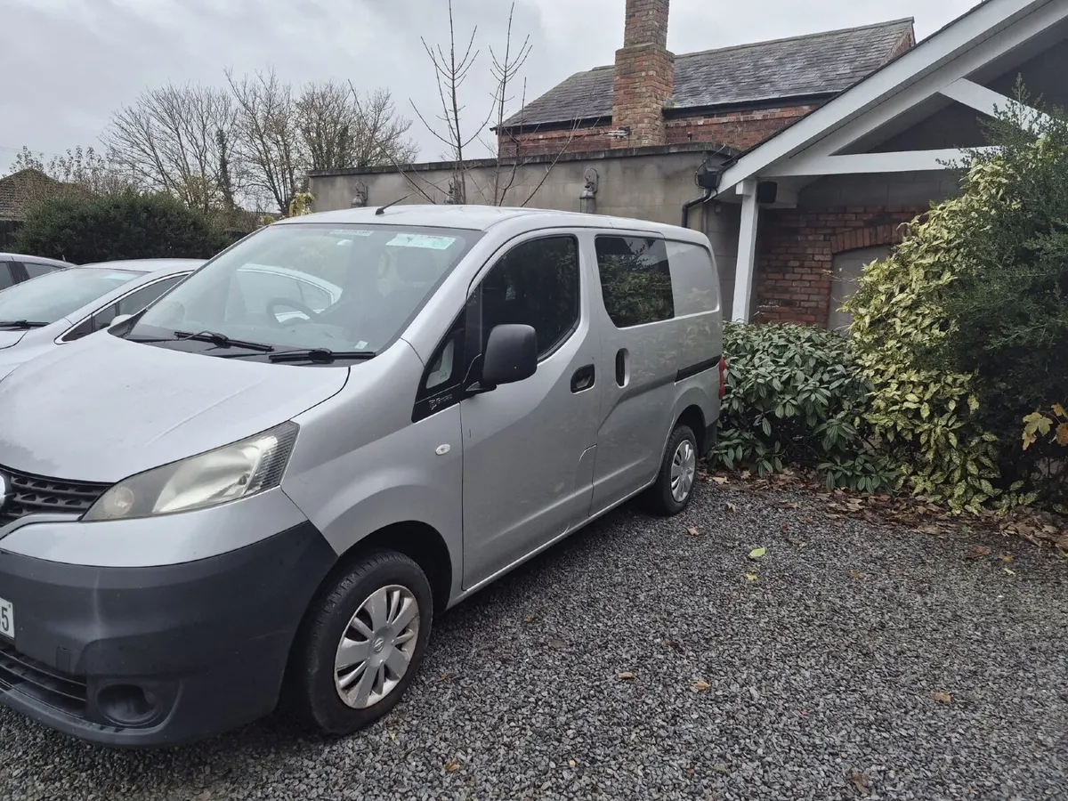 Nissan NV200 2016 Crew Cab - LOW MILEAGE - Image 1