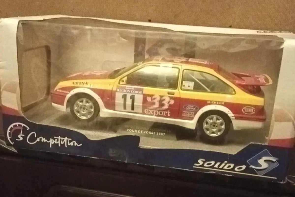 FORD RS 500 RALLY CAR DIECAST MODEL