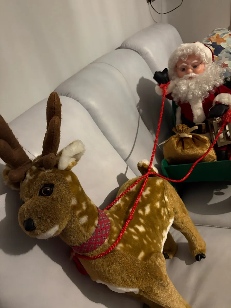 Santa with Reindeer and Sleigh - Image 2