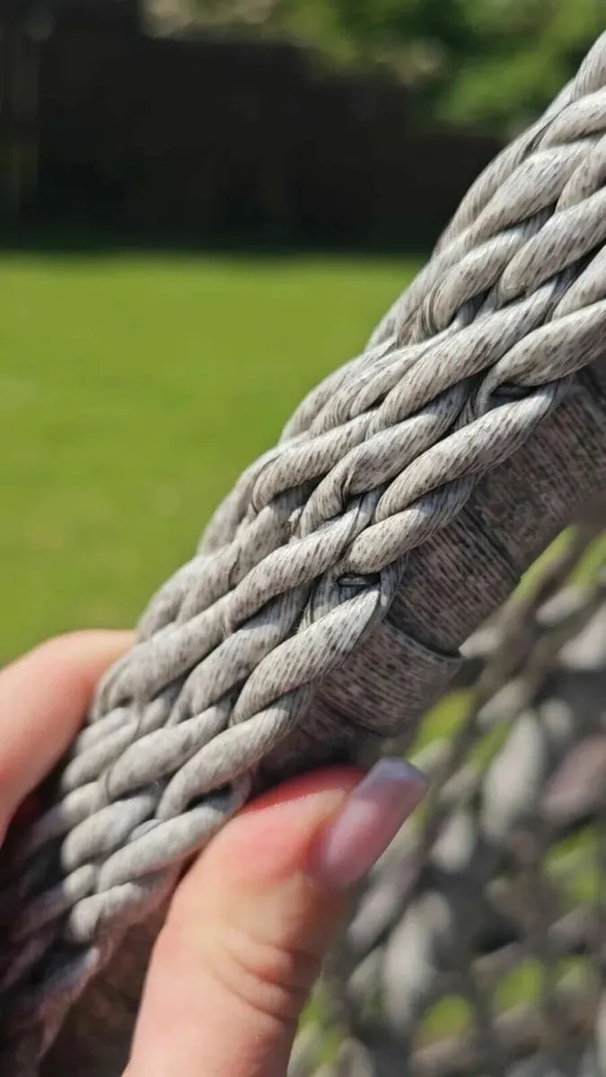 Swing chair egg chair brand new - Image 2