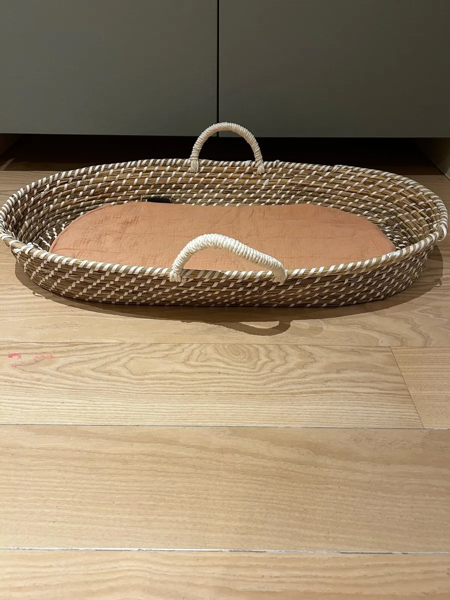 Seagrass Changing Basket - Image 3
