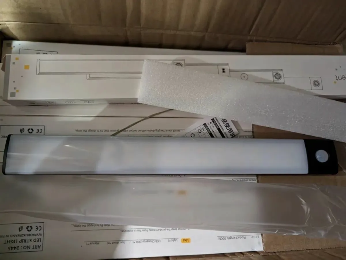 Cabinet light LED Motion Sensor Rechargeable Kitch - Image 1