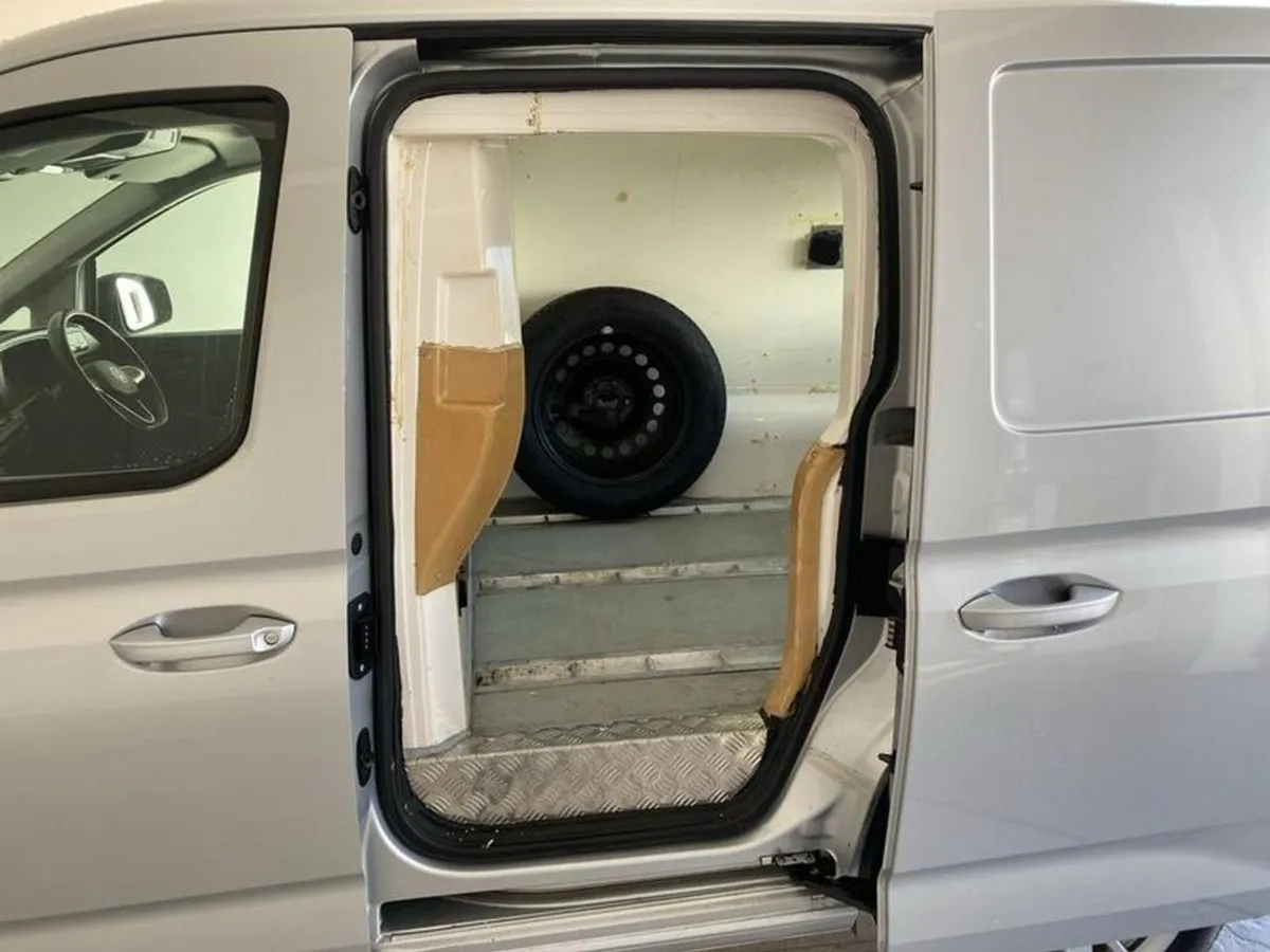 Volkswagen Caddy Cargo C20 2.0 TDI 102PS Commerce - Image 4