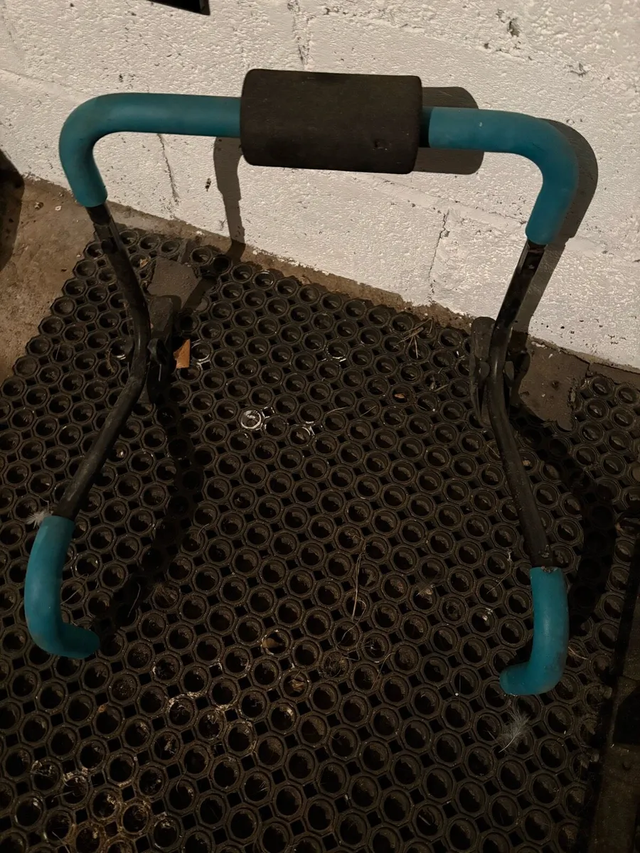 Gym equipment - Image 2