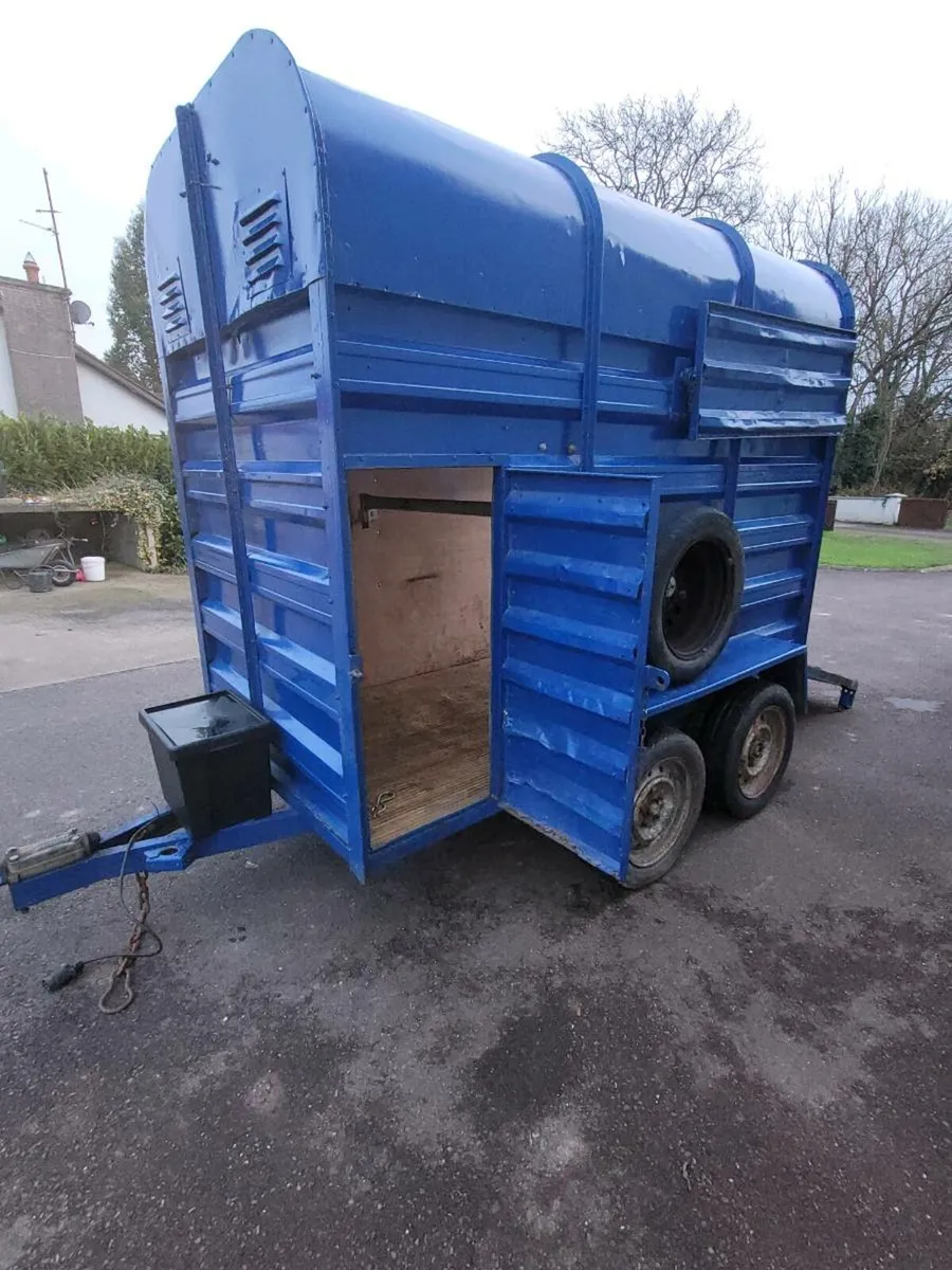 Horsebox - Image 2