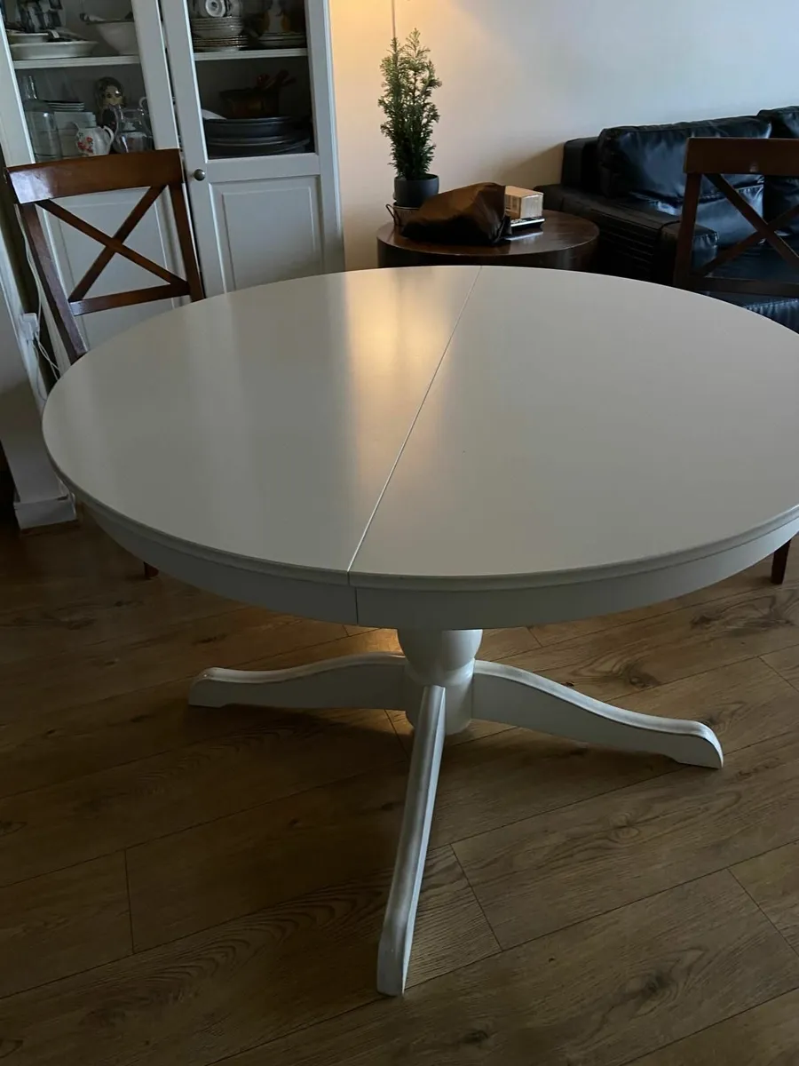 Dining table - Image 2