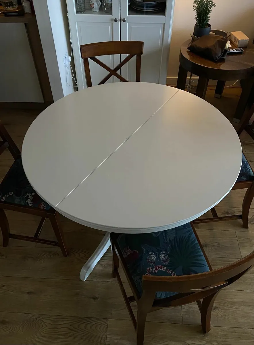 Dining table - Image 4