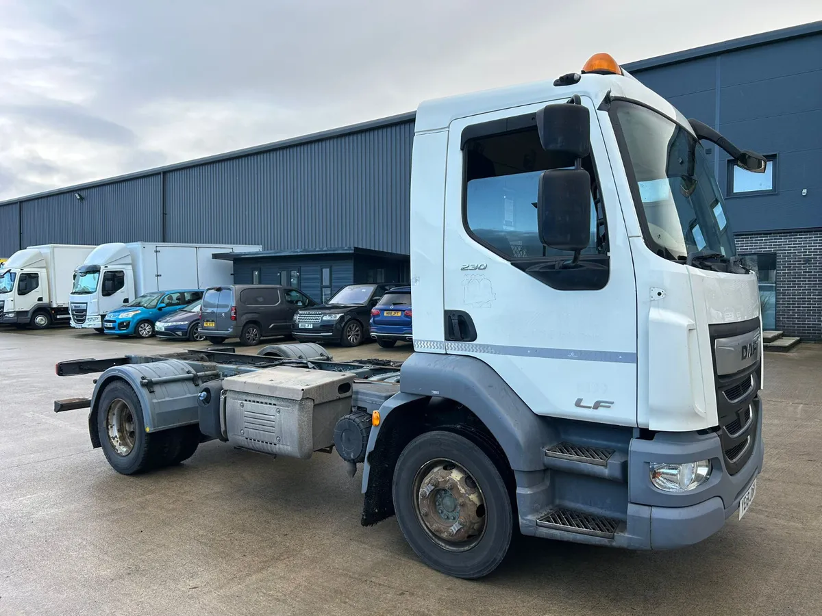 June 2018 DAF LF 55 230 14 Ton - Image 1