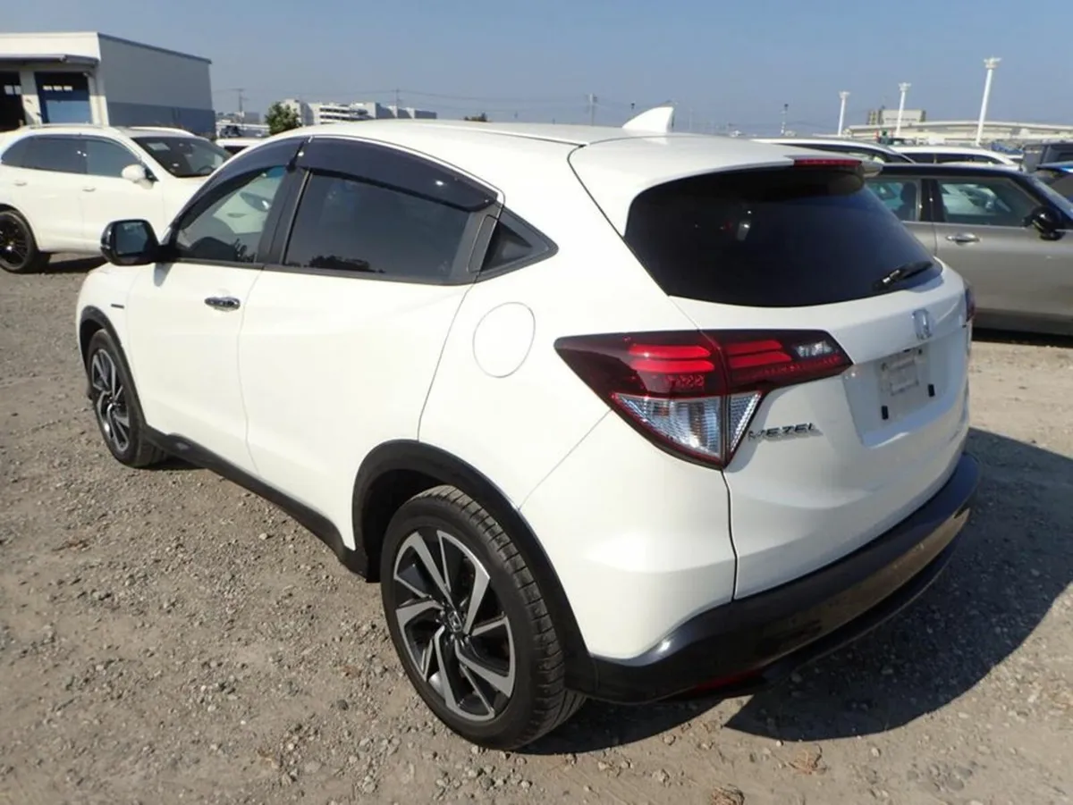 Honda Vezel RS Sensing - Image 4