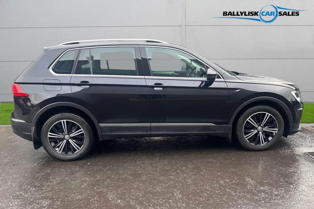 Volkswagen Tiguan 1.4 TSI 125PS SE Navigation in - Image 3