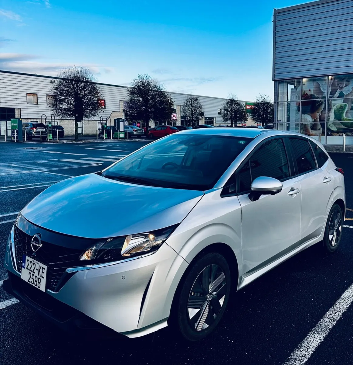 Nissan Note ❁ Hybrid-EV ❁ 4WD ❁ Top-Line - Image 3