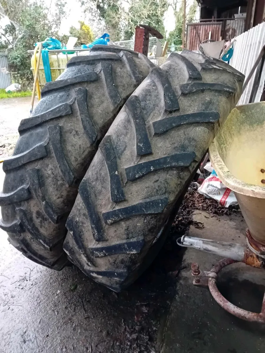 Back tyres 16.9 r34 - Image 2