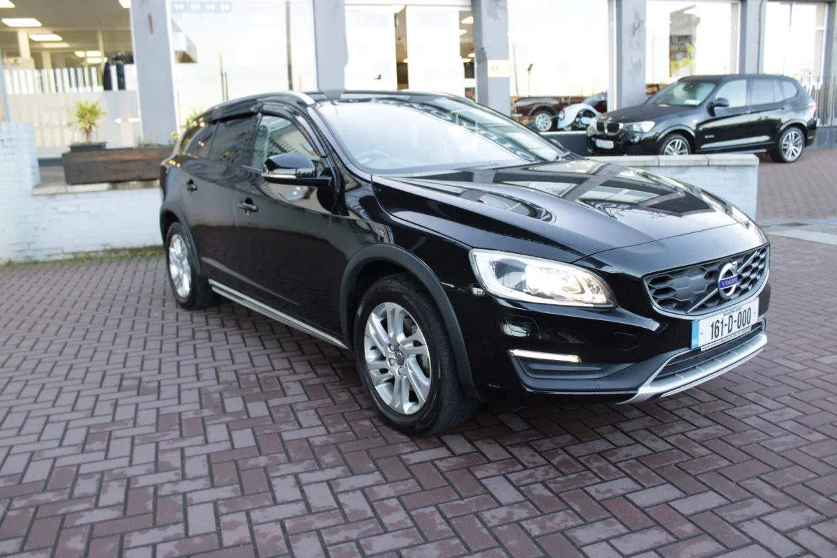 2.0D4 CROSS COUNTRY DELUXE 5DR ESTATE AUTOMATIC // - Image 1