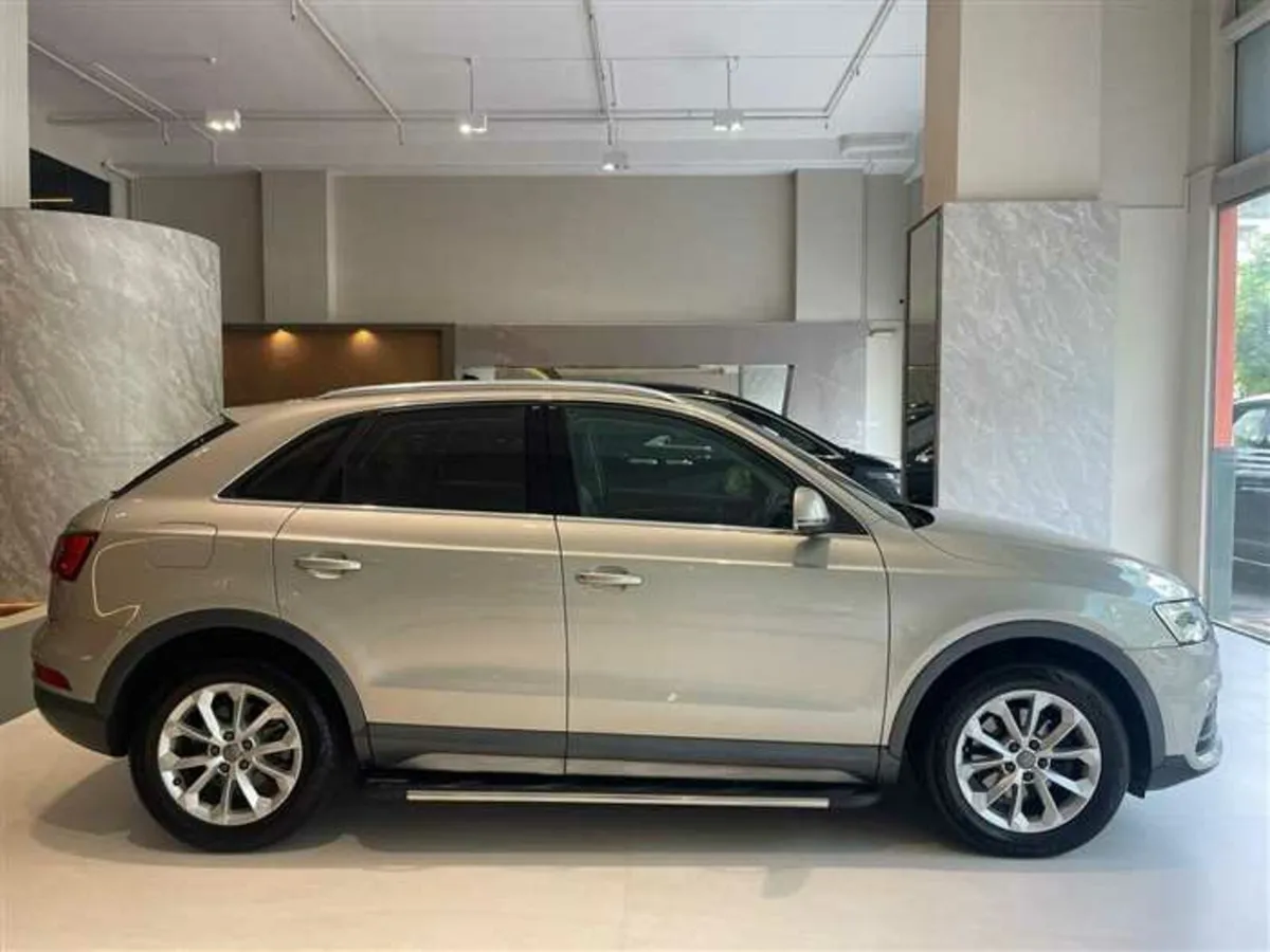 Audi Q3 - Image 3