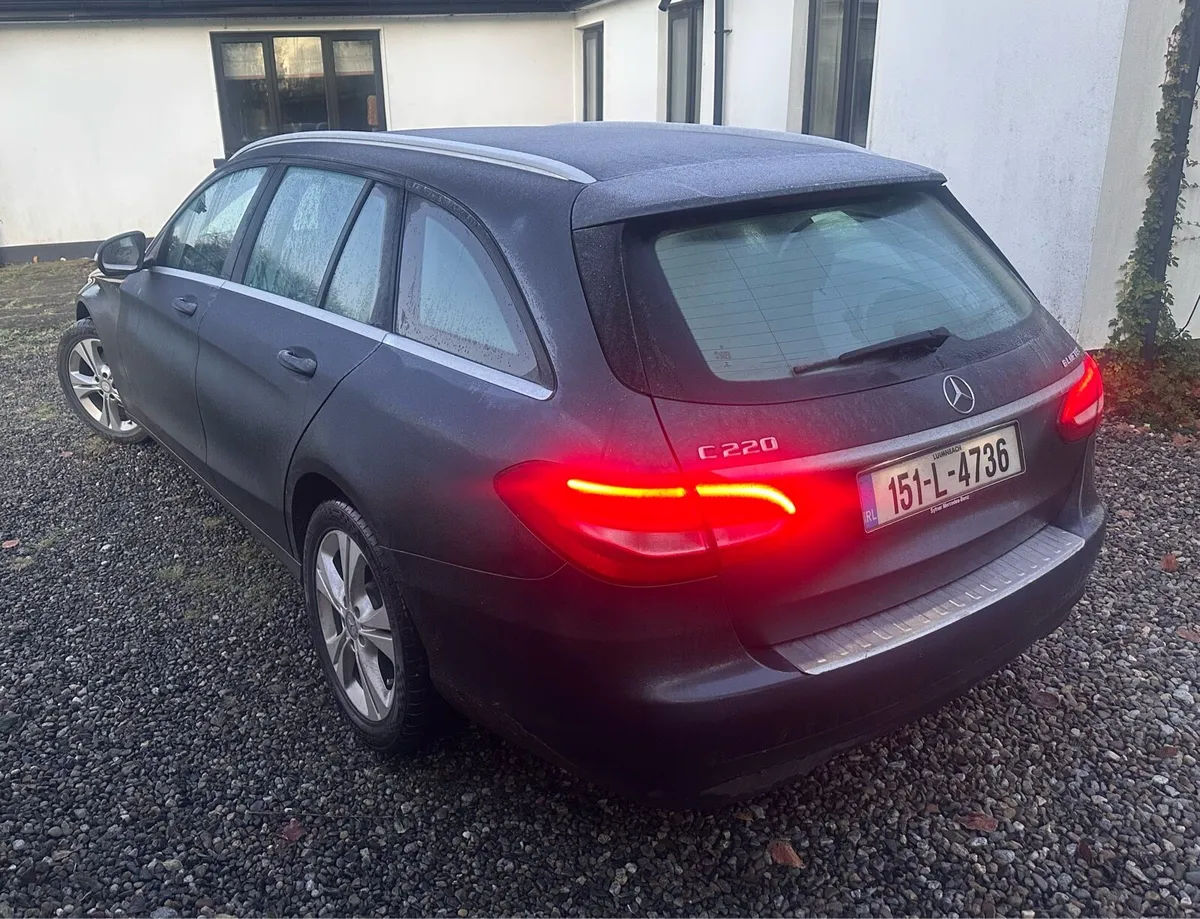 2015 Mercedes Benz Estate C220 - Image 3