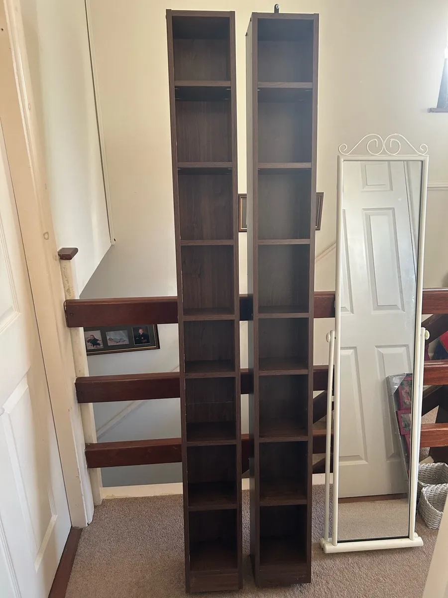 Shelves / Shelving Unit