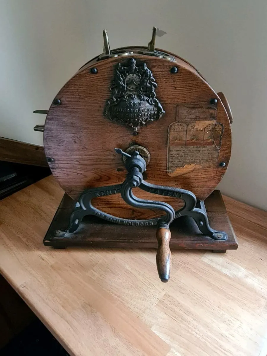 VICTORIAN KENT KNIFE POLISHER SHARPNER - Image 1