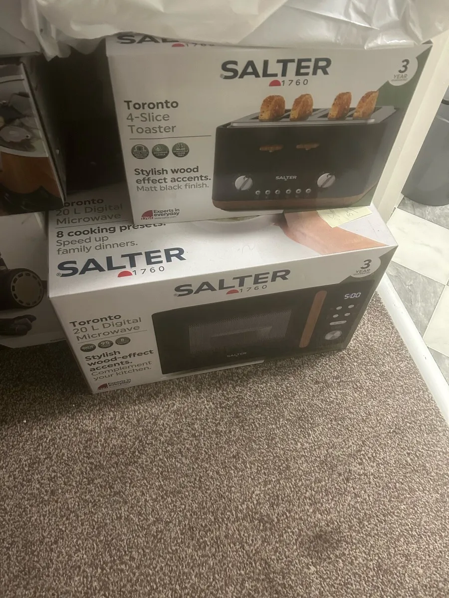 Salter  effect items microwave kettle toaster - Image 3
