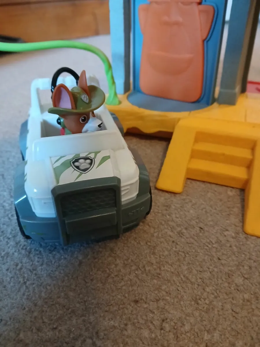 Paw patrol tracker monkey temple and jungle rescue - Image 2