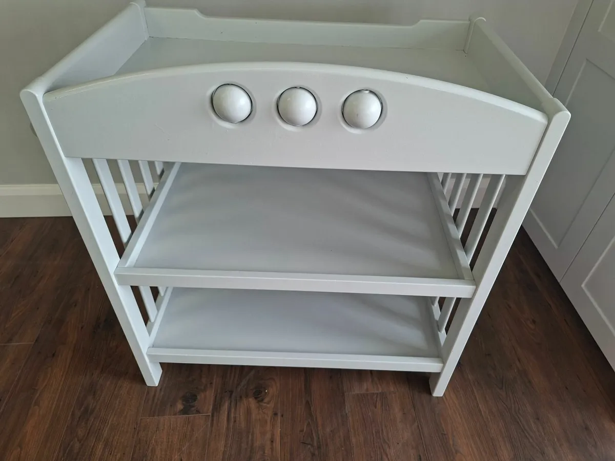 Mamas & Papas Changing Table - Image 2