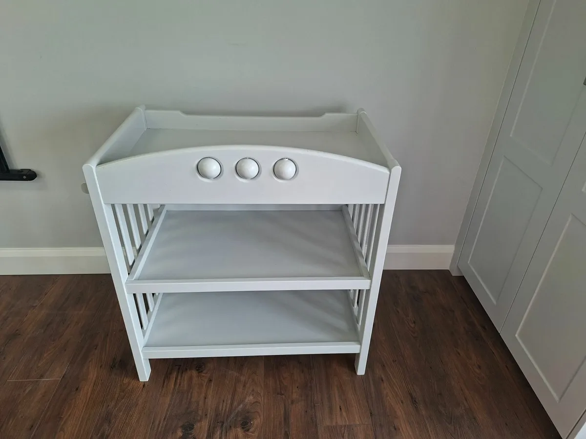 Mamas & Papas Changing Table - Image 1