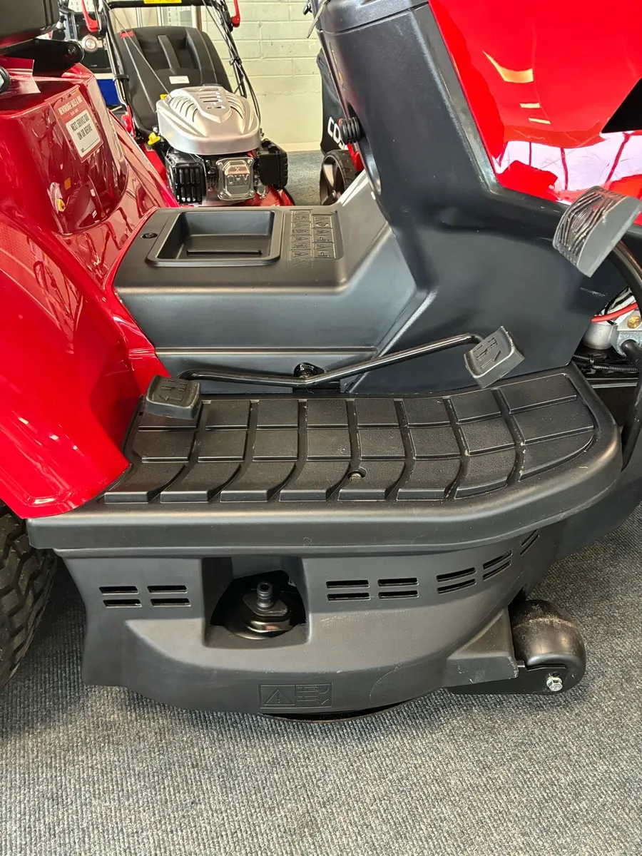 Mountfield 1430 HD Tractor Lawnmower - Image 3