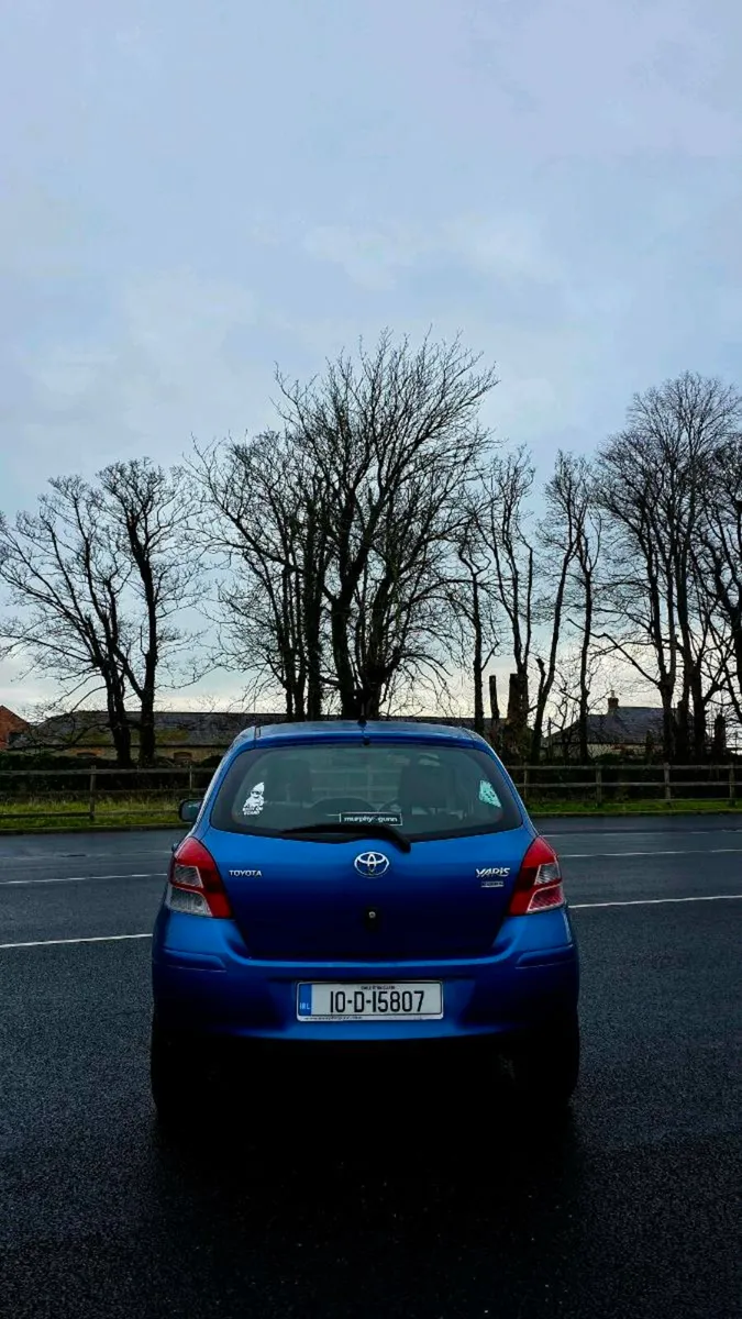 Toyota yaris low mileage 2010 manual - Image 3